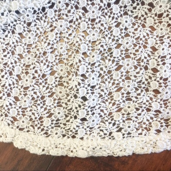 LOFT Crochet Lace Back | Short Sleeve Women's Top Striped Blouse - Picture 6 of 9